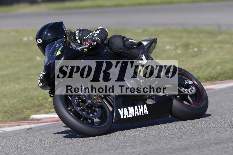 Archiv-2025/03 04.04.2025 TZ Motorsport ADR/Gruppe gruen/58